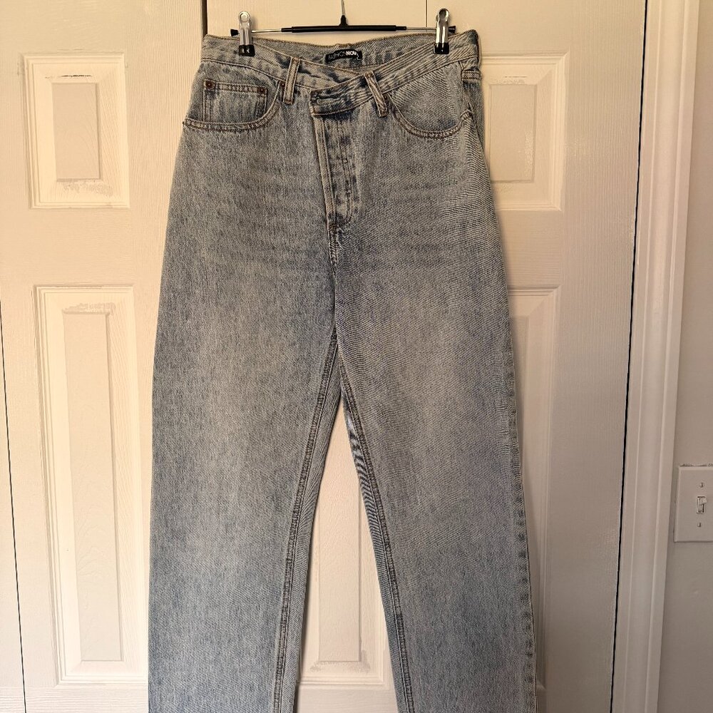 Fashion Nova High Rise Straight Leg Jeans Light Wash Vintage Rigid Denim